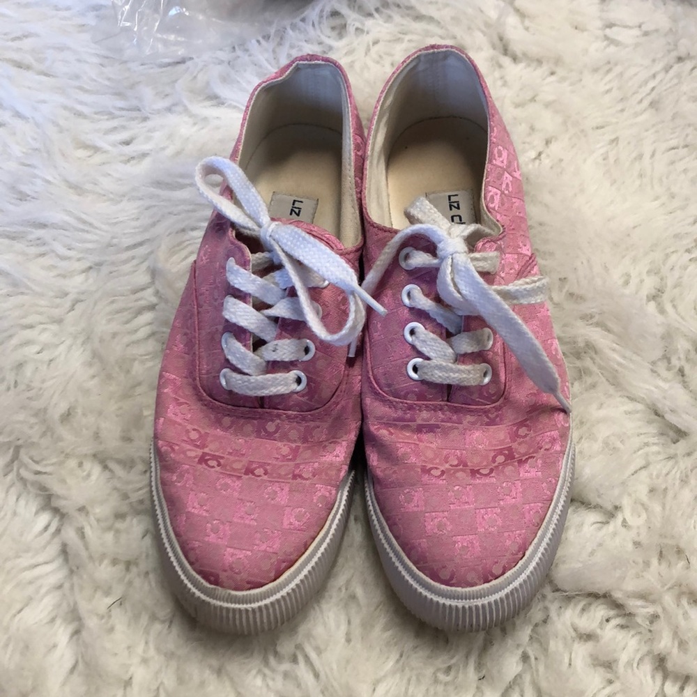 Liz Claiborne sneakers size 7